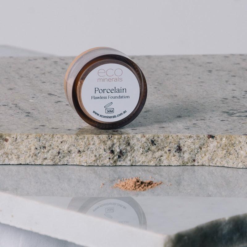 Eco Minerals Eco Minerals Mineral Foundation Flawless (Matte) Porcelain 5g